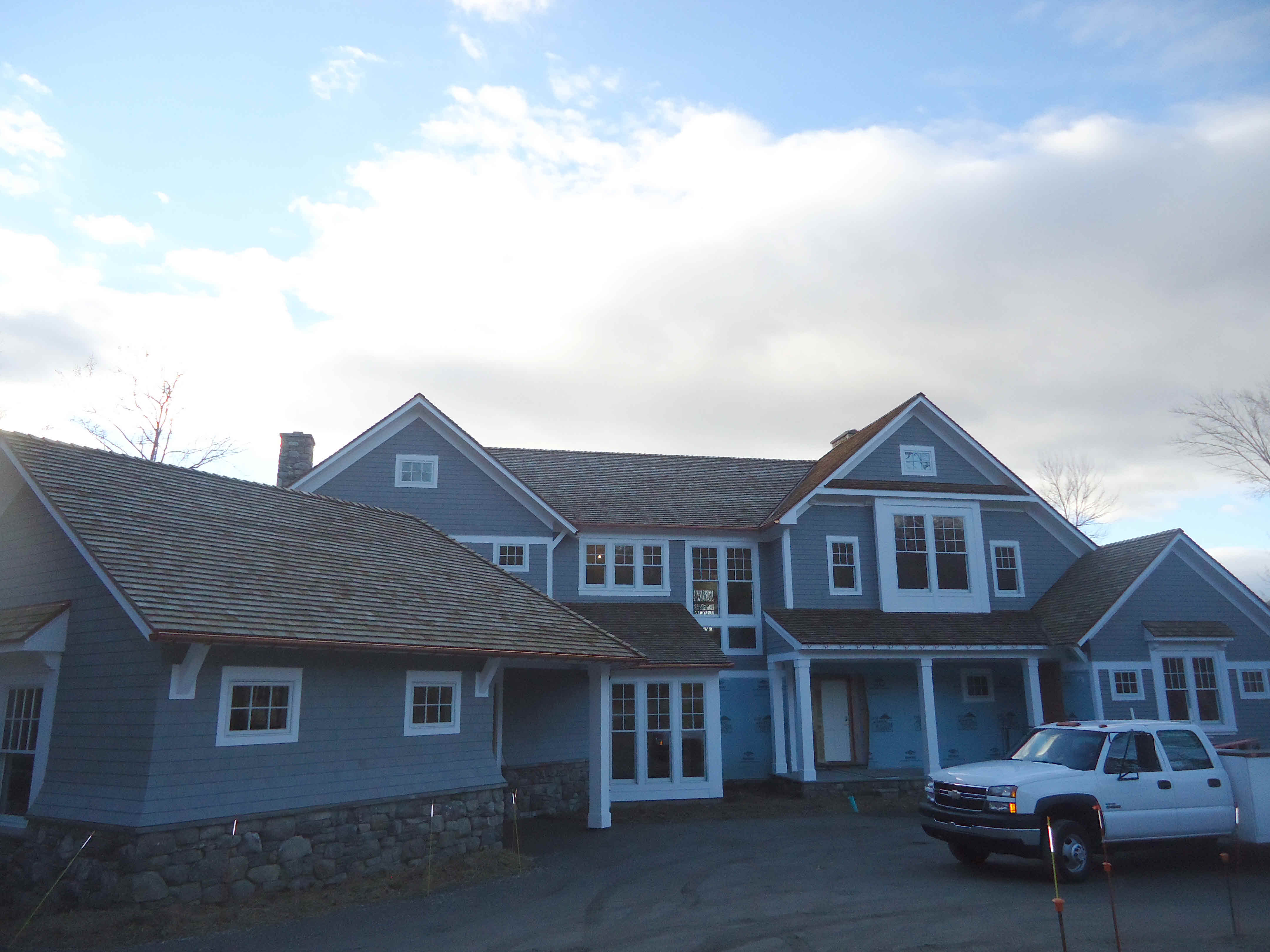Building photograph for 3 LANDMARK DR